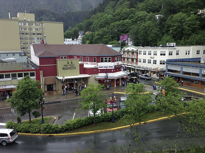 Budget hotels in Juneau, Alaska – Affordable stays near downtown, Mendenhall Glacier, and waterfront attractions in Alaska’s capital city